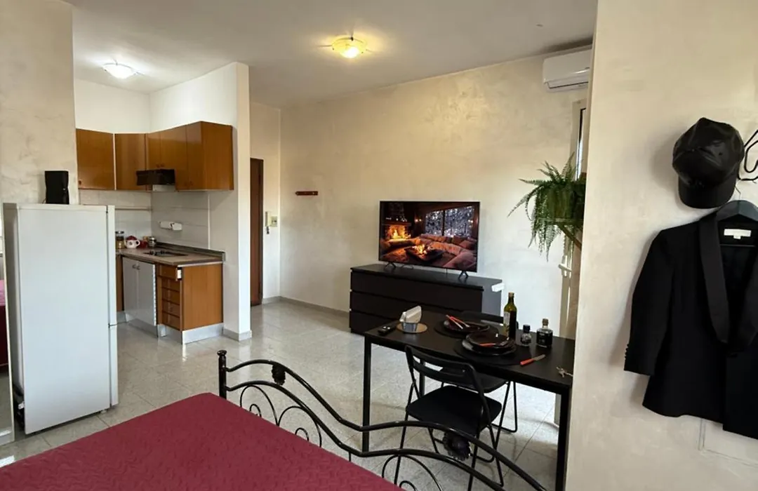 Residenza Anagnina-1